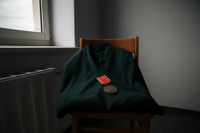 Illustration cashiered - Image 1