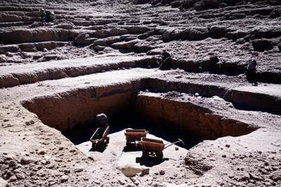 Illustration surfaced - Image 1