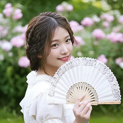 Illustration coquettish - Image 1