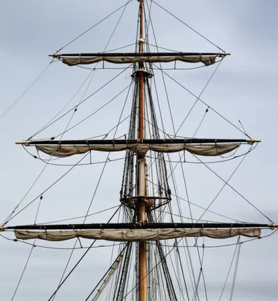 Illustration crosstrees