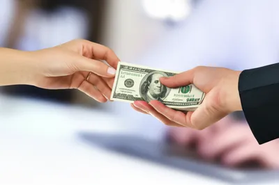 Illustration bribe - Image 1