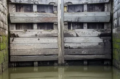 Illustration sill - Image 1