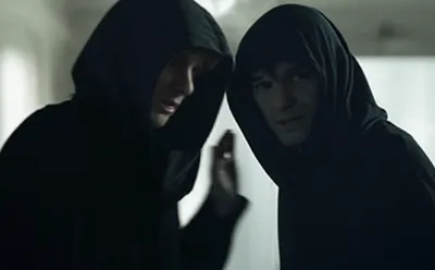 Illustration whispers - Image 1