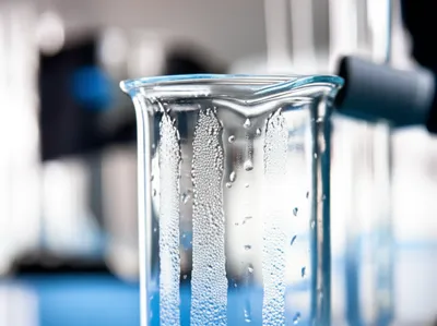 Illustration distills - Image 1