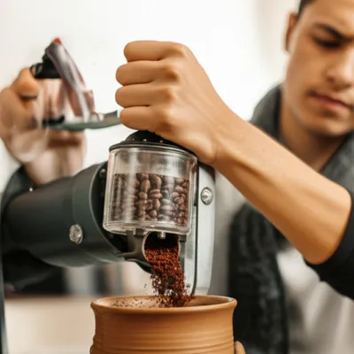 Illustration grinds - Image 1