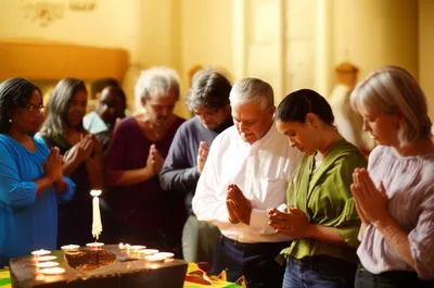 Illustration observing - Image 1