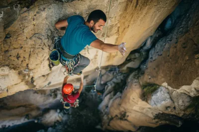 Illustration seconding - Image 1