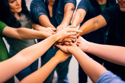 Illustration embraced - Image 1