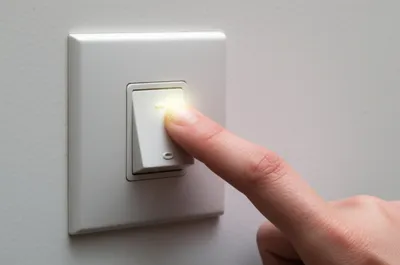 Illustration start - Image 1