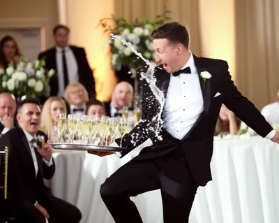 Illustration unseemly - Image 1