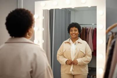 Illustration suited - Image 1