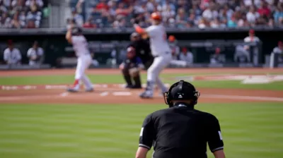 Illustration umpires - Image 1