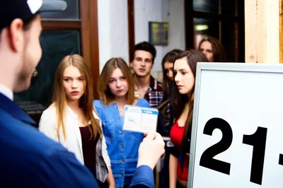 Illustration carded - Image 1