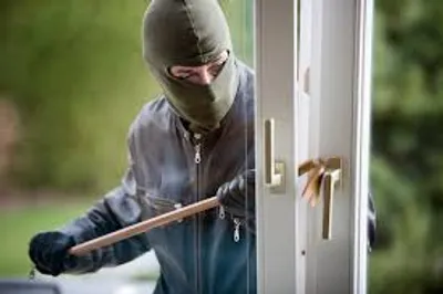 Illustration burglar - Image 2