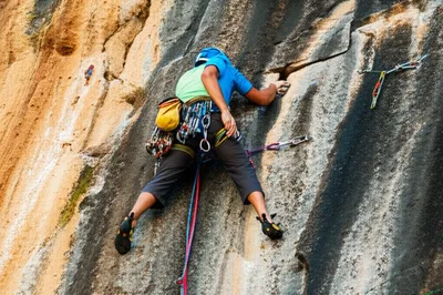 Illustration bomber - Image 1