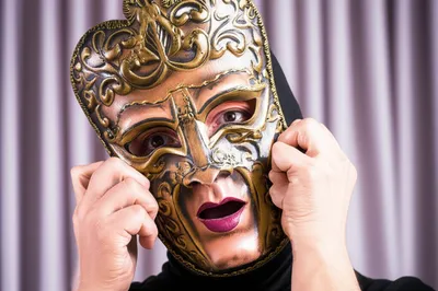 Illustration shows - Image 1