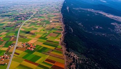 Illustration frontier