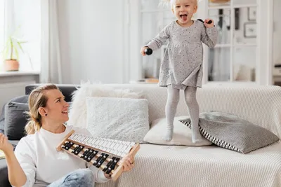 Illustration plays - Image 2