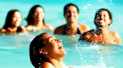 Hình ảnh minh họa enjoying - Ảnh 1