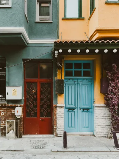 Illustration adjoins - Image 1