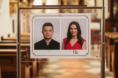 Illustration axed - Image 1