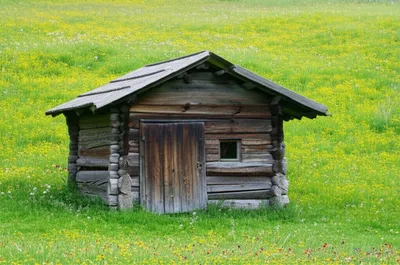Illustration huts - Image 1