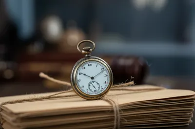 Illustration pawns - Image 1