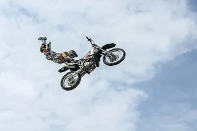 Illustration stuntman - Image 2