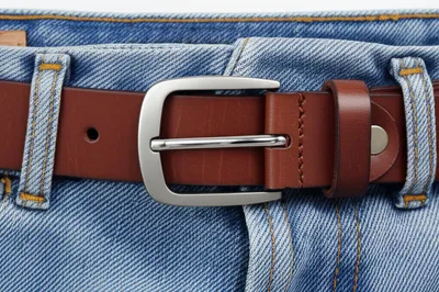 Illustration buckled - Image 1