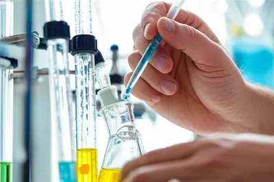 Illustration manipulates - Image 1