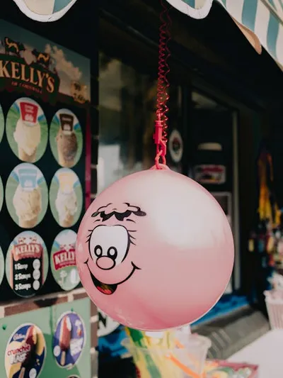 Illustration hangs - Image 2