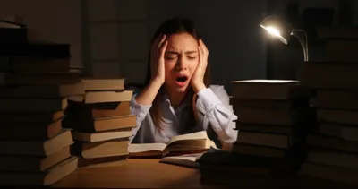 Illustration yawned - Image 1