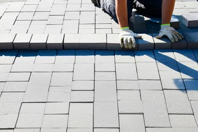 Illustration paver - Image 1