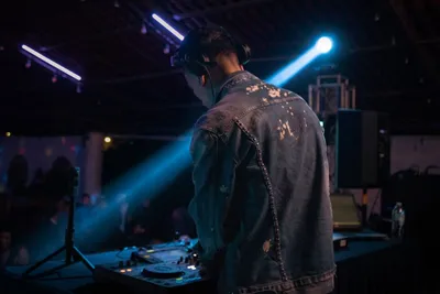 Illustration strobe - Image 2