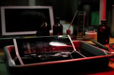 Illustration bromide - Image 1