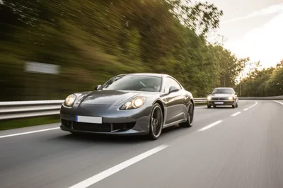 Illustration chaser - Image 1