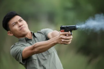 Illustration recoiling - Image 1