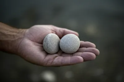 Illustration stones - Image 1