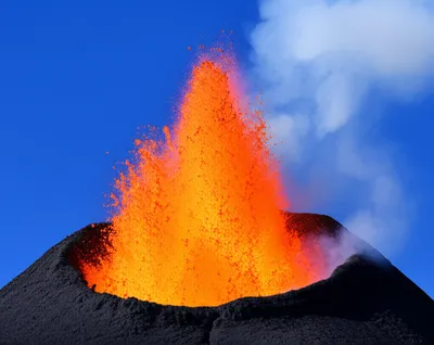 Illustration erupt - Image 1