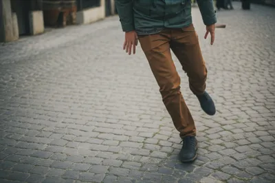 Illustration tottering - Image 1