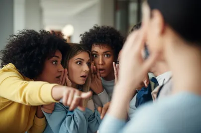 Illustration cry - Image 1