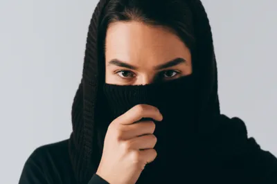 Illustration mask - Image 1