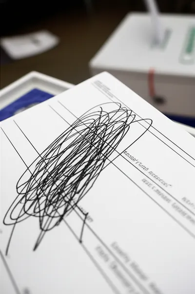 Illustration spoiled - Image 1