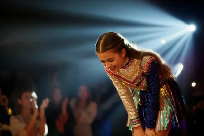 Illustration bowing - Image 1