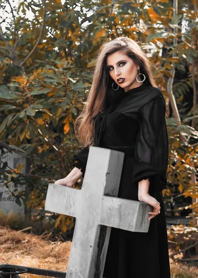 Illustration churchyard - Image 2