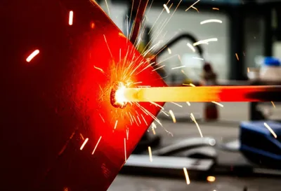 Illustration welded - Image 1