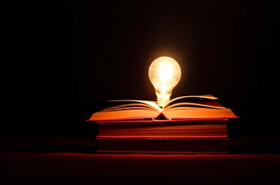 Illustration illuminating - Image 1