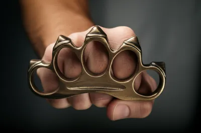 Illustration knuckles - Image 1