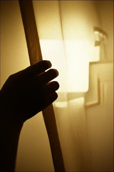 Illustration concealing - Image 1