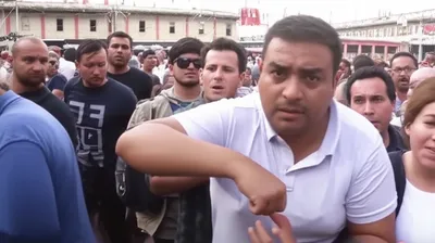 Illustration hunching - Image 1